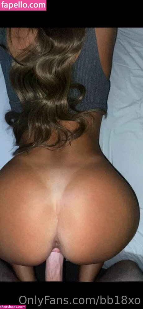 Baugh Brooke model erotic photos