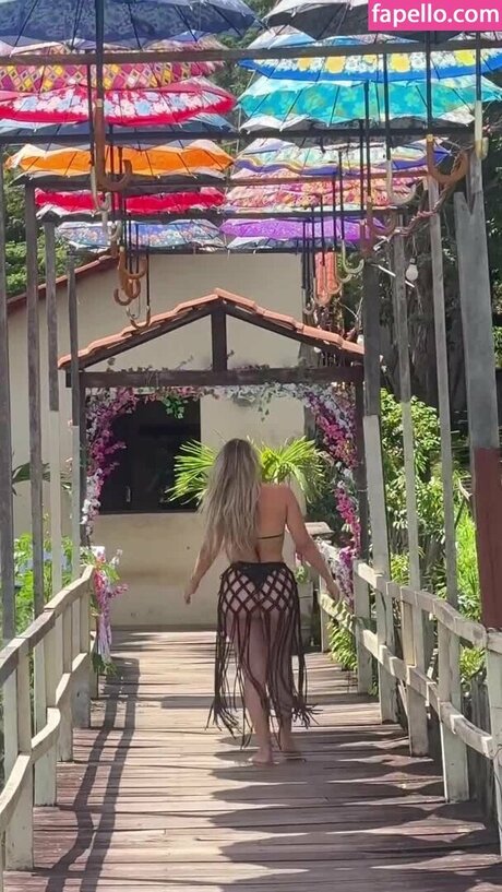 marilane model nude picture