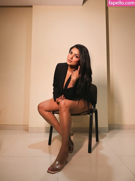 Twinkle Kapoor pornstar hd picture