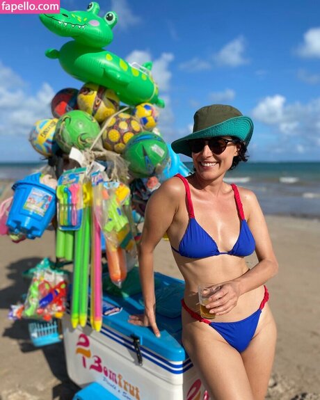 Manuela Do Monte hd pornstar archive