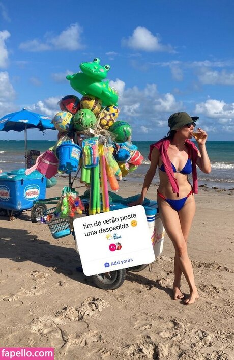 Manuela Do Monte nude actress pictures