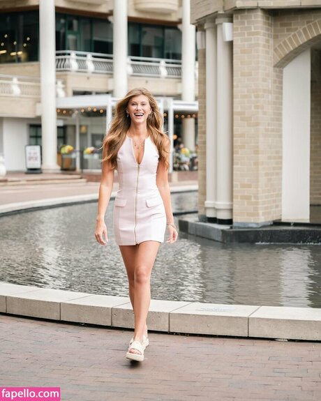 Brianna Duffield hd model image