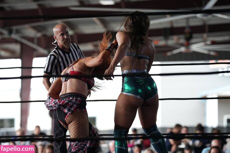 Kaci Lennox nude pornstar pictures