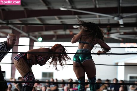 Kaci Lennox model beautiful galleries