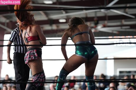 Kaci Lennox pornstar pic