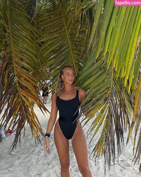 Arianna Tornari perfect actress img