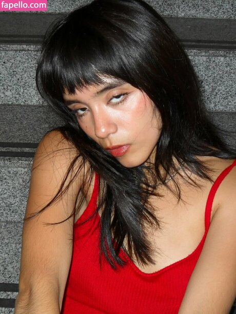 Om4ly porn model pictures