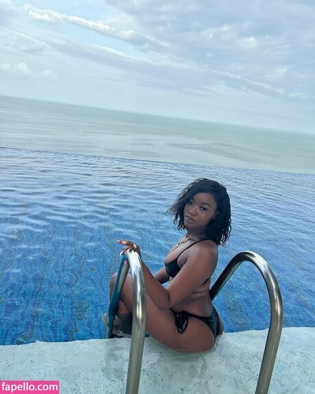 Chef Madam erotic star photo