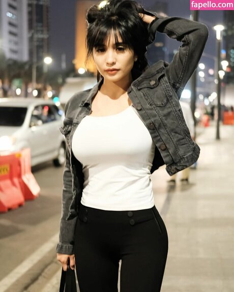 Bibie Julius pornstar sexy galleries