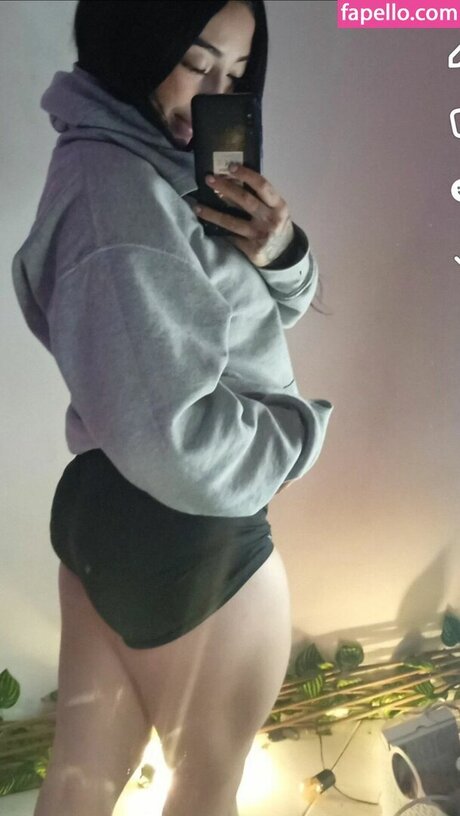 isa red hair beautiful star archive