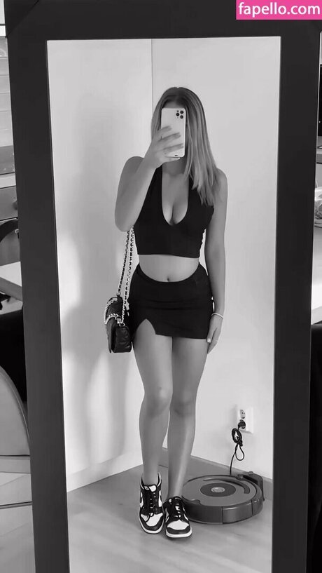 __lara sofia star nice galleries