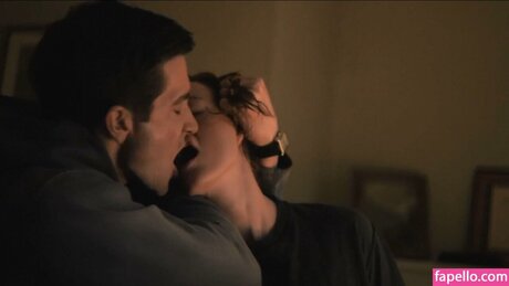 Renate Reinsve art actress pic