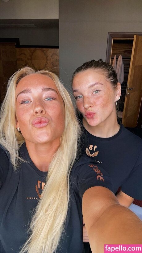 Julie Jorde model pornographic image