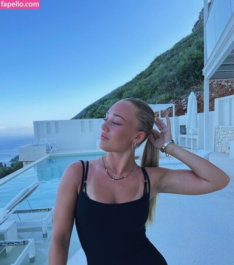 Julie Jorde star top pics