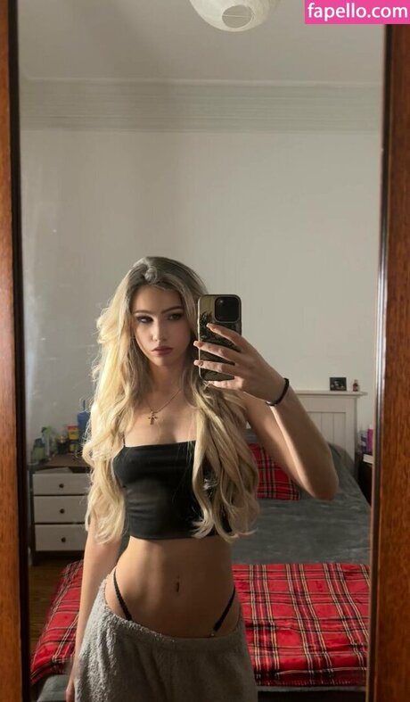 anxisbxllxrd pornographic model photos