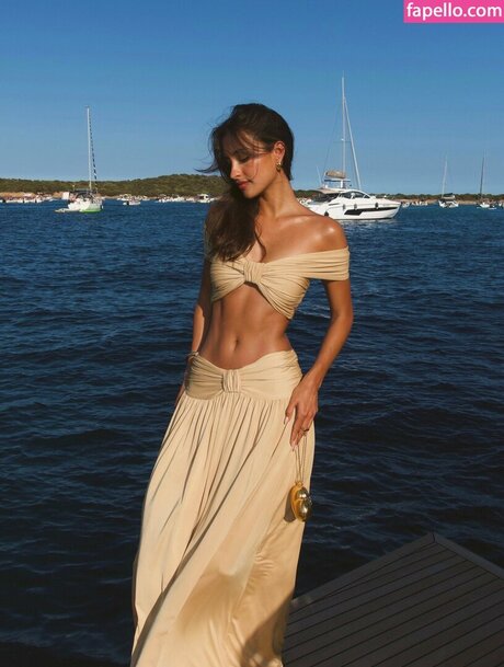 Alexandra Saint Mleux high quality actress gallery