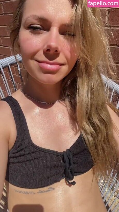 SmileyDani158 hot actress images