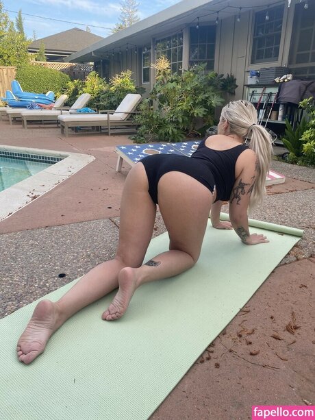 drcreature pornstar naked img