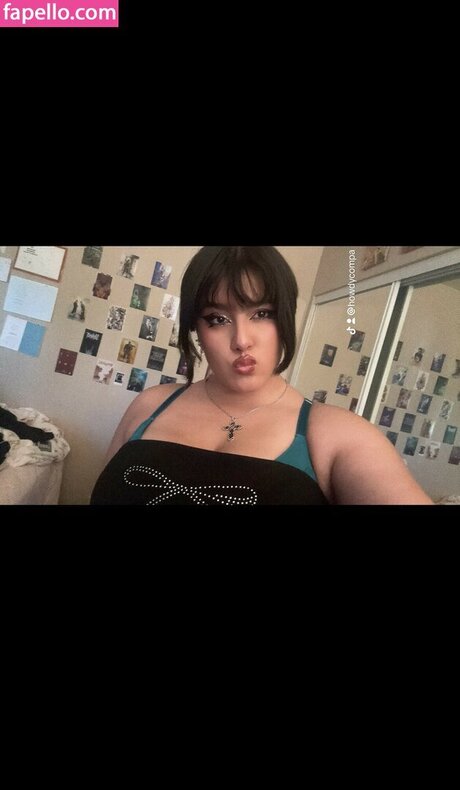 Howdycompa top actress images