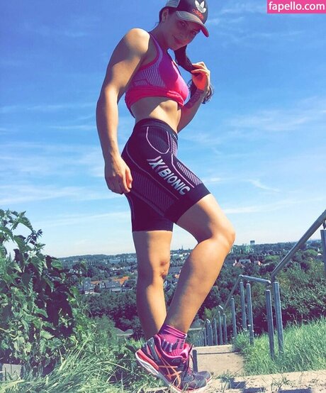 Christina Hammer pretty model image