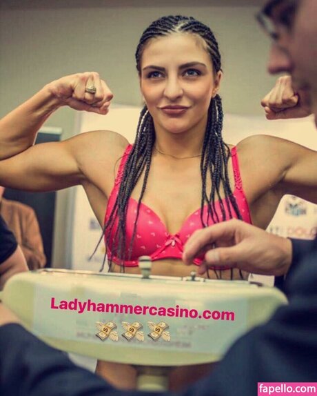 Christina Hammer hot actress images