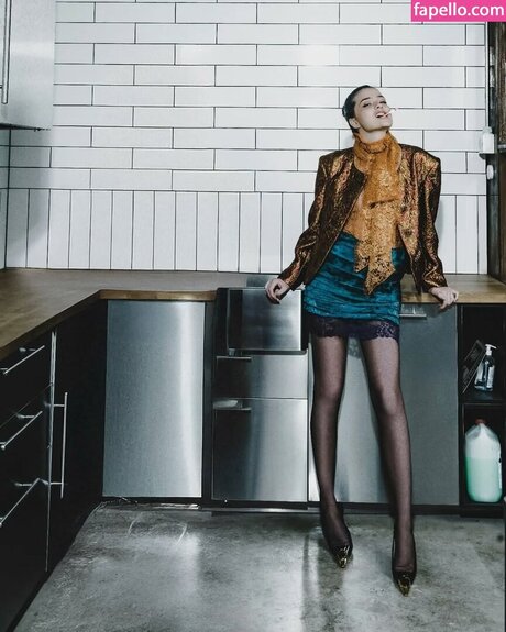 Blanca Soler nude actress gallery