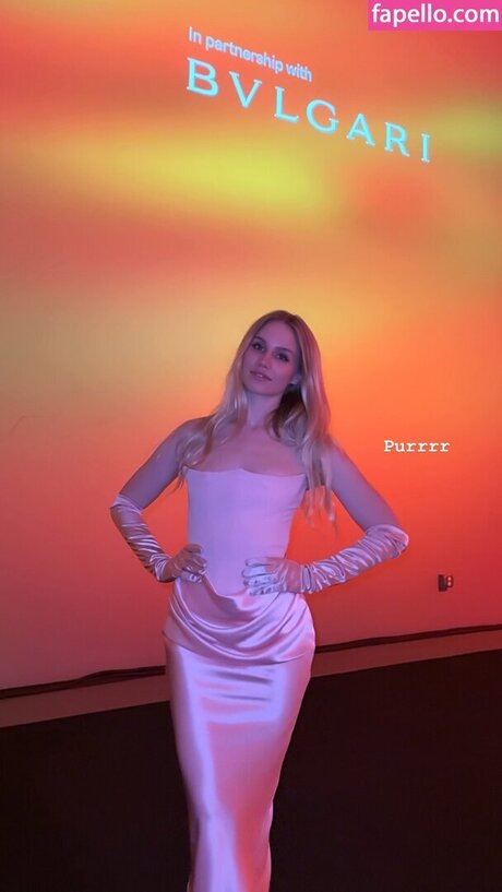 Colette Cherry xxx pornstar img