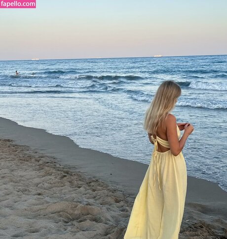 tonyapredko beautiful model gallery