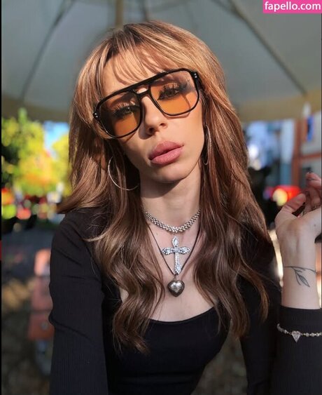 _quincequtie_ pornstar exclusive pictures