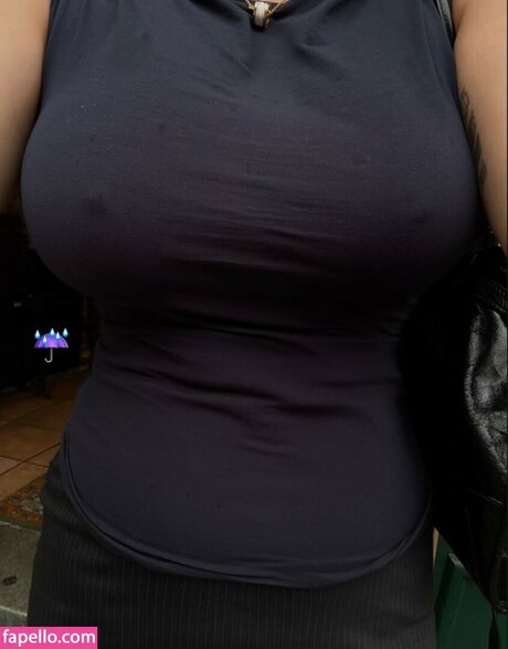 ZonxKaru sexy pornstar images