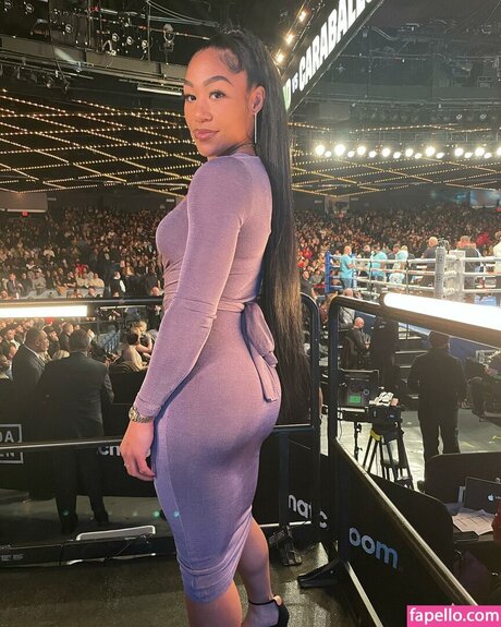 brunette ass onlyfans pretty pictures