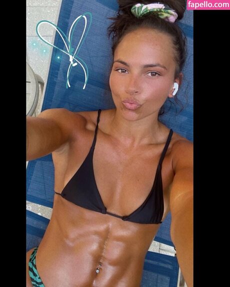 Kiana James pornstar pretty gallery