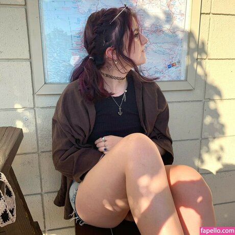 Msvioletvixxen sex model archive