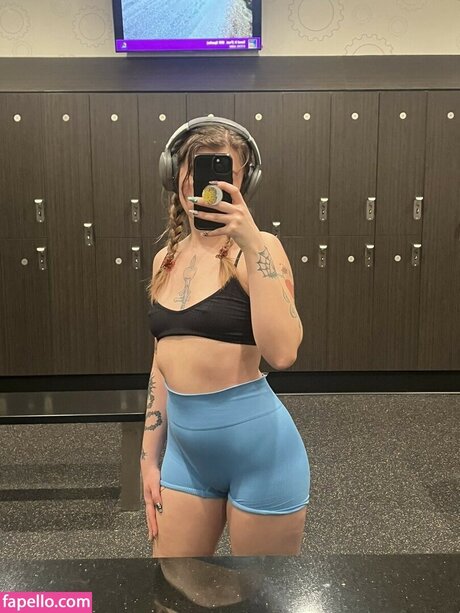 Msvioletvixxen pretty pornstar img