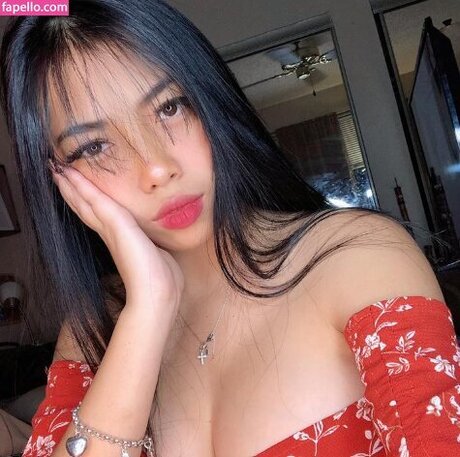 Samantha Salonga star nice img