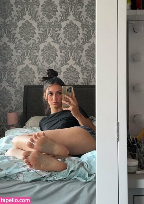 Elisha Walbyoff model beautiful image