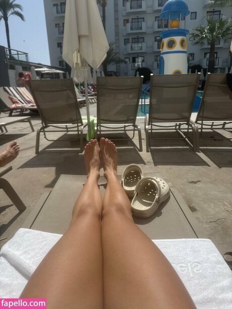 Elisha Walbyoff hot star picture