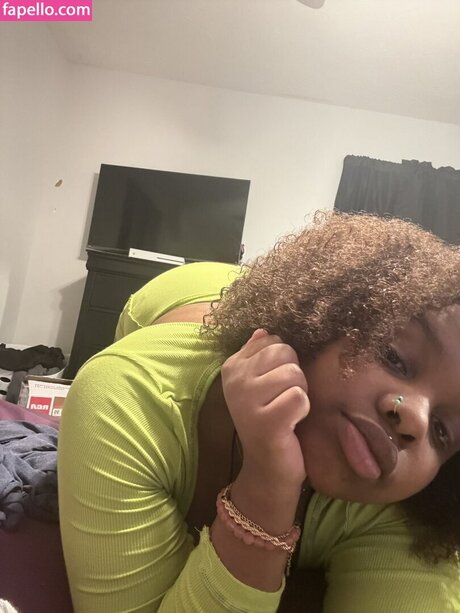 PeachSlurpee hd star photo