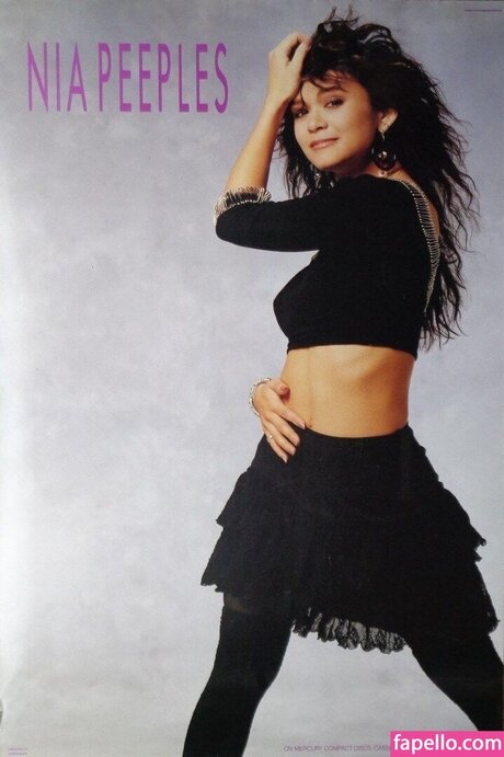 Nia Peeples star high quality img