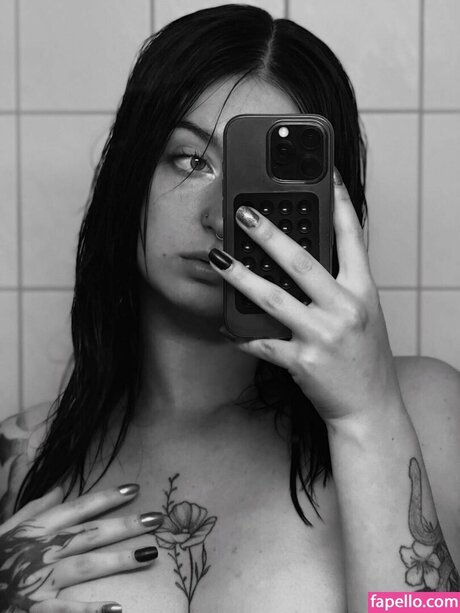 Kiras note top model img