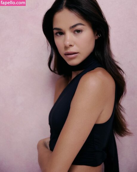 Elissa Burns best model pics