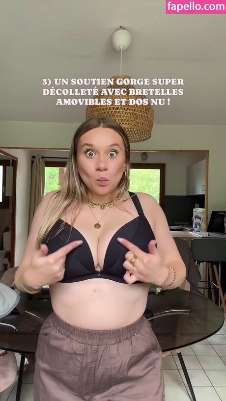 Justinaccessible model pornographic galleries