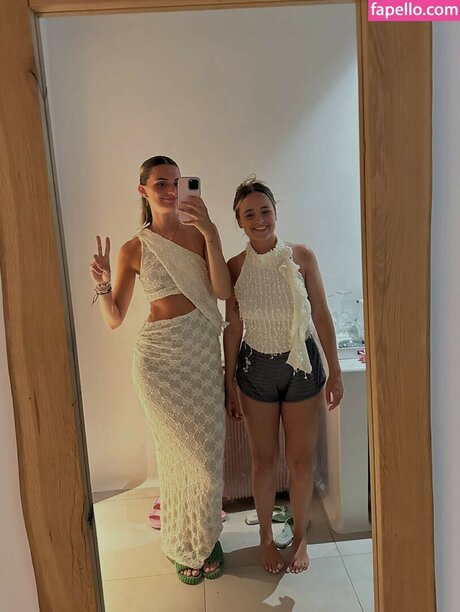 Thea GS star pornographic pics