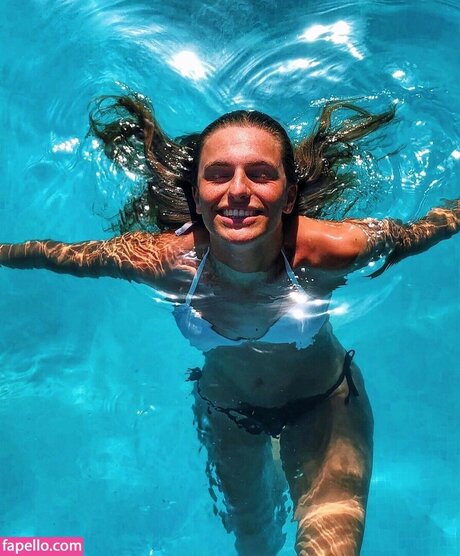 Thea GS art model picture