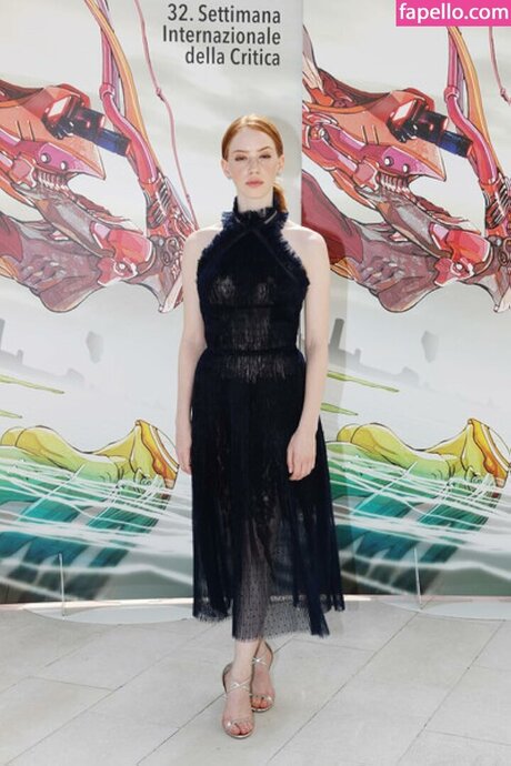 Lily Newmark model nice pictures