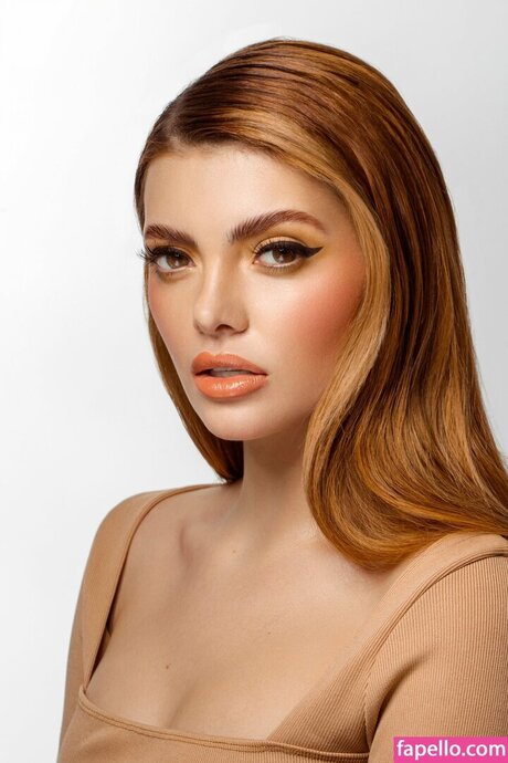 Ella Dvornik pornstar sexy images