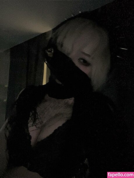 Paradoxy model beautiful pics