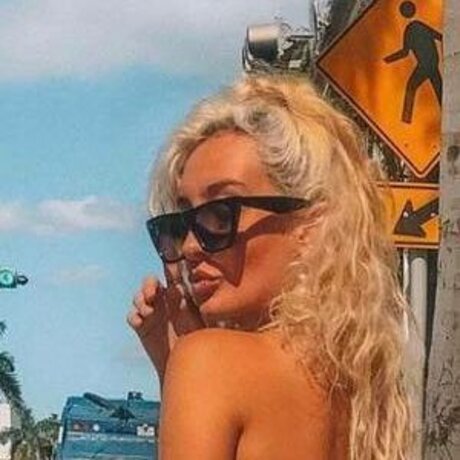 Franmaira nudes model images