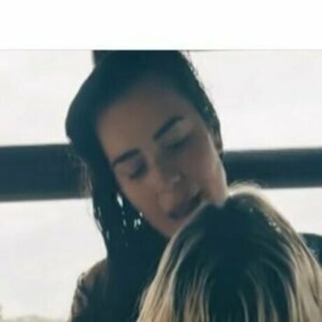 Louisa34xx high quality actress photos