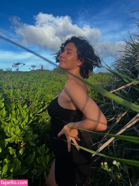 Ayb ke Pusat hot actress image